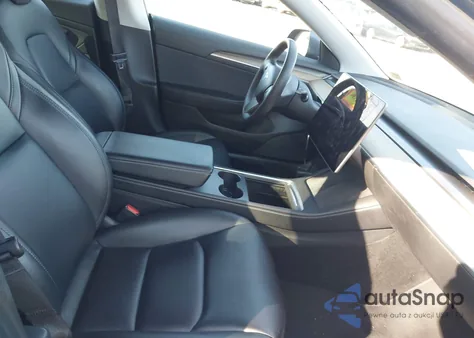 2021 Tesla Model 3 Long Range Dual Motor All-Wheel Drive z USA, uszkodzony, nr VIN 5YJ3E1EB0MF014826